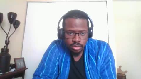 Snapshot of mbsupreme chatting on 11-11-25, 05:46 Mark online show from 11-11-25, 05:46