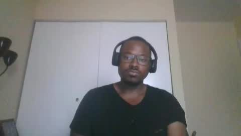 Snapshot of mbsupreme chatting on 12-04-25, 02:37 Mark online show from 12-04-25, 02:37