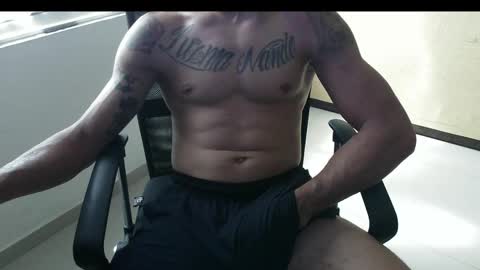 Snapshot of mckanna chatting on 01-09-26, 02:53 mckanna online show from 01-09-26, 02:53