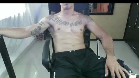 Snapshot of mckanna chatting on 04-08-26, 05:24 mckanna online show from 04-08-26, 05:24