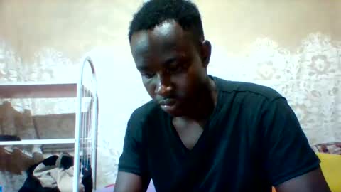 Snapshot of mclntz_bbc chatting on 02-04-25, 12:40 mclntz_bbc online show from 02-04-25, 12:40