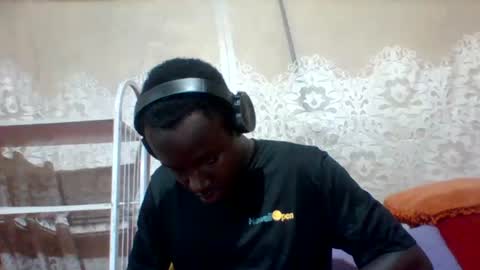 Snapshot of mclntz_bbc chatting on 02-08-25, 02:47 mclntz_bbc online show from 02-08-25, 02:47