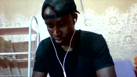 Snapshot of mclntz_bbc chatting on 02-15-25, 09:05 mclntz_bbc online show from 02-15-25, 09:05