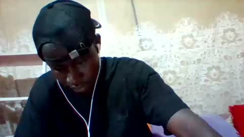 Snapshot of mclntz_bbc chatting on 02-21-25, 07:45 mclntz_bbc online show from 02-21-25, 07:45