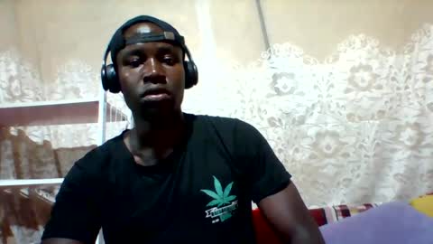 Snapshot of mclntz_bbc chatting on 03-06-25, 07:10 mclntz_bbc online show from 03-06-25, 07:10