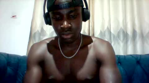 Snapshot of mclntz_bbc chatting on 10-14-25, 08:42 mclntz_bbc online show from 10-14-25, 08:42