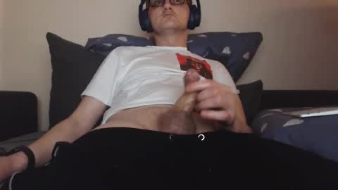 Snapshot of mcmike_es chatting on 01-03-25, 10:08 Mike online show from 01-03-25, 10:08