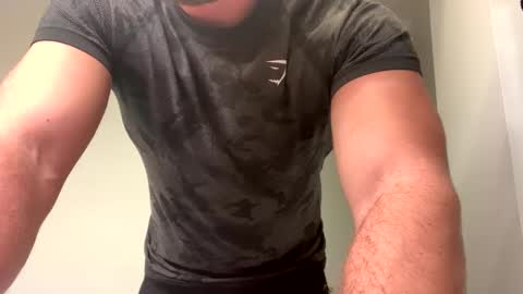 Snapshot of mcr8080 chatting on 01-11-25, 08:32 mcr8080 online show from 01-11-25, 08:32