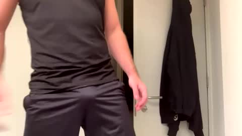 Snapshot of mcr8080 chatting on 01-17-25, 06:15 mcr8080 online show from 01-17-25, 06:15