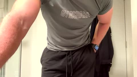 Snapshot of mcr8080 chatting on 02-26-25, 05:17 mcr8080 online show from 02-26-25, 05:17