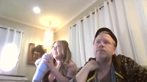 me2283 online show from 02-13-26, 03:02