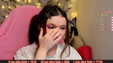 Snapshot of me_hanna chatting on 01-28-25, 11:07 Hanna online show from 01-28-25, 11:07