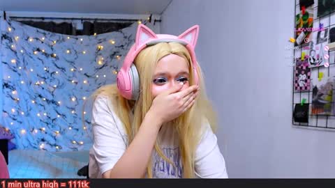 Snapshot of me_hanna chatting on 02-01-25, 12:07 Hanna online show from 02-01-25, 12:07