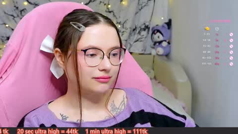 Snapshot of me_hanna chatting on 02-04-25, 10:55 Hanna online show from 02-04-25, 10:55