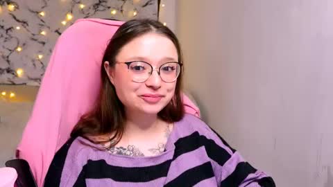 Snapshot of me_hanna chatting on 02-13-25, 03:07 Hanna online show from 02-13-25, 03:07