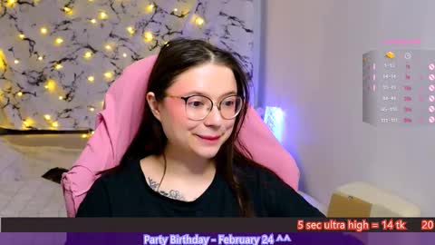 Snapshot of me_hanna chatting on 02-22-25, 11:03 Hanna online show from 02-22-25, 11:03