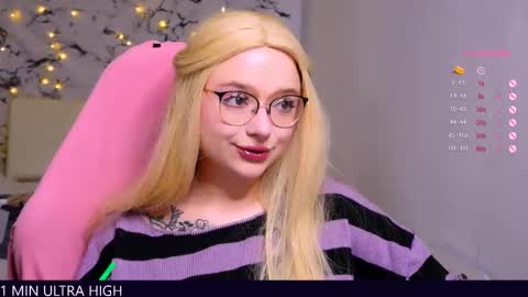 Snapshot of me_hanna chatting on 03-02-25, 10:59 Hanna online show from 03-02-25, 10:59