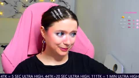 Snapshot of me_hanna chatting on 03-05-25, 10:43 Hanna online show from 03-05-25, 10:43