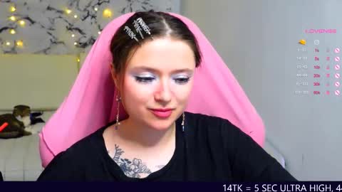 Snapshot of me_hanna chatting on 03-06-25, 01:48 Hanna online show from 03-06-25, 01:48