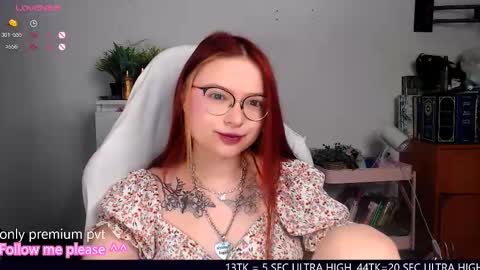 Snapshot of me_hanna chatting on 10-06-25, 11:46 Hanna online show from 10-06-25, 11:46