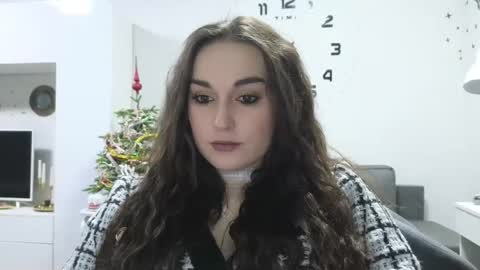 Snapshot of me_lissa_sun chatting on 12-31-24, 05:33 Melissa online show from 12-31-24, 05:33