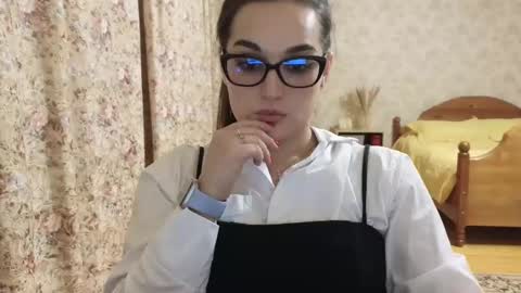 Snapshot of me_lissa_sun chatting on 03-08-25, 02:12 Melissa online show from 03-08-25, 02:12