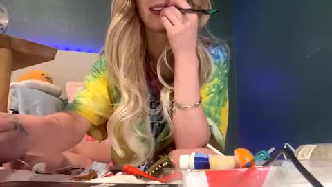 meadowmoon3 online show from 10-28-25, 09:06