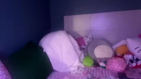 Snapshot of meadowmoon3 chatting on 04-04-26, 06:22 meadowmoon3 online show from 04-04-26, 06:22