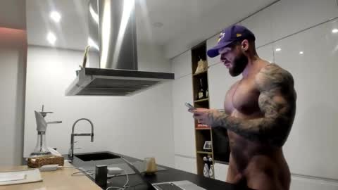 Snapshot of mealphamale chatting on 02-24-26, 03:43 Alpha Male online show from 02-24-26, 03:43