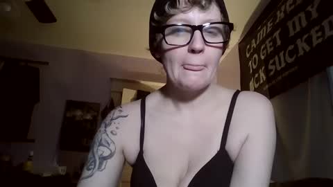 Snapshot of meateater7455 chatting on 03-05-25, 11:27 meateater7455 online show from 03-05-25, 11:27