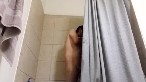 Snapshot of mechanix88 chatting on 02-23-25, 07:22 Bruh online show from 02-23-25, 07:22