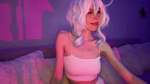 Nicole online show from 05-25-26, 05:52