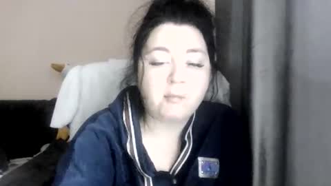 Oltereodora-lima online show from 10-27-25, 10:08