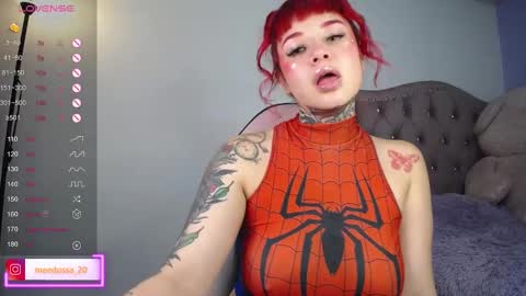 Snapshot of medusa_20 chatting on 02-21-25, 05:56 Johana  online show from 02-21-25, 05:56