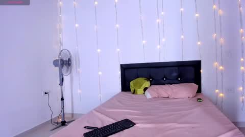 medussa13 online show from 03-05-25, 01:10