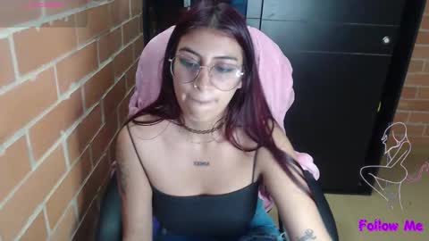 Snapshot of medussa_kat chatting on 12-27-24, 11:21 Katrina online show from 12-27-24, 11:21