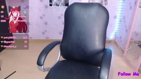 Snapshot of medussa_kat chatting on 02-25-25, 01:52 Katrina online show from 02-25-25, 01:52