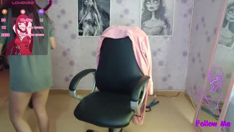 Snapshot of medussa_kat chatting on 02-26-25, 08:11 Katrina online show from 02-26-25, 08:11