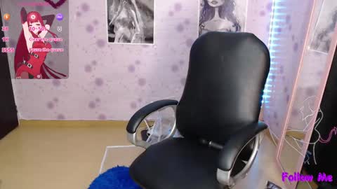 Snapshot of medussa_kat chatting on 02-28-25, 11:56 Katrina online show from 02-28-25, 11:56