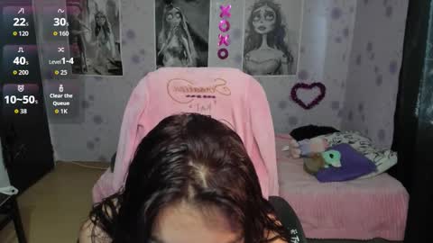 Snapshot of medussa_kat chatting on 09-30-25, 06:24 Katrina online show from 09-30-25, 06:24