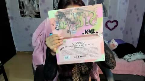 Katrina online show from 11-24-25, 07:35