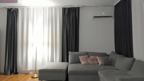 Snapshot of medussaeyes chatting on 01-23-25, 09:29 MedussaEyes online show from 01-23-25, 09:29