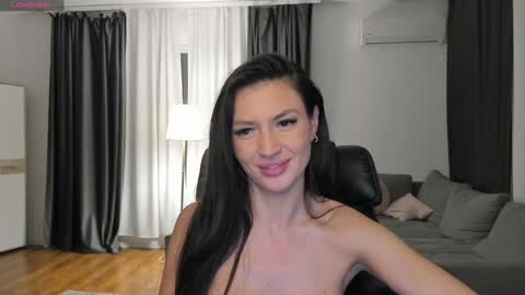 Snapshot of medussaeyes chatting on 01-25-25, 02:26 MedussaEyes online show from 01-25-25, 02:26