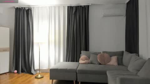 Snapshot of medussaeyes chatting on 02-07-25, 11:34 MedussaEyes online show from 02-07-25, 11:34