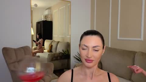 MedussaEyes online show from 04-25-26, 07:33