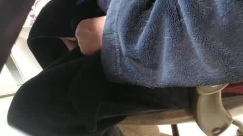 Snapshot of mee9090e900 chatting on 09-23-25, 10:18 mee9090e900 online show from 09-23-25, 10:18