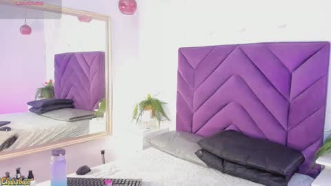 meeganfoox online show from 02-02-26, 03:38