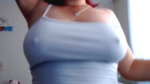 Snapshot of meehturt chatting on 02-18-25, 09:31 anna online show from 02-18-25, 09:31