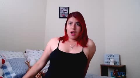 Snapshot of meehturt chatting on 10-16-25, 02:51 anna online show from 10-16-25, 02:51