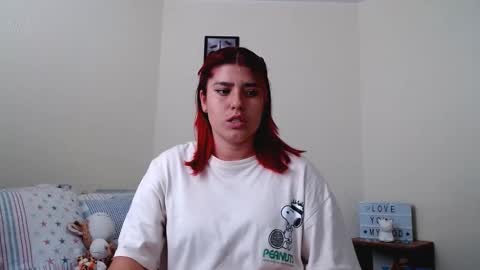 Snapshot of meehturt chatting on 10-17-25, 03:58 anna online show from 10-17-25, 03:58